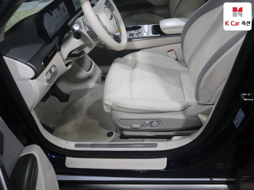 2022 - genesis gv60