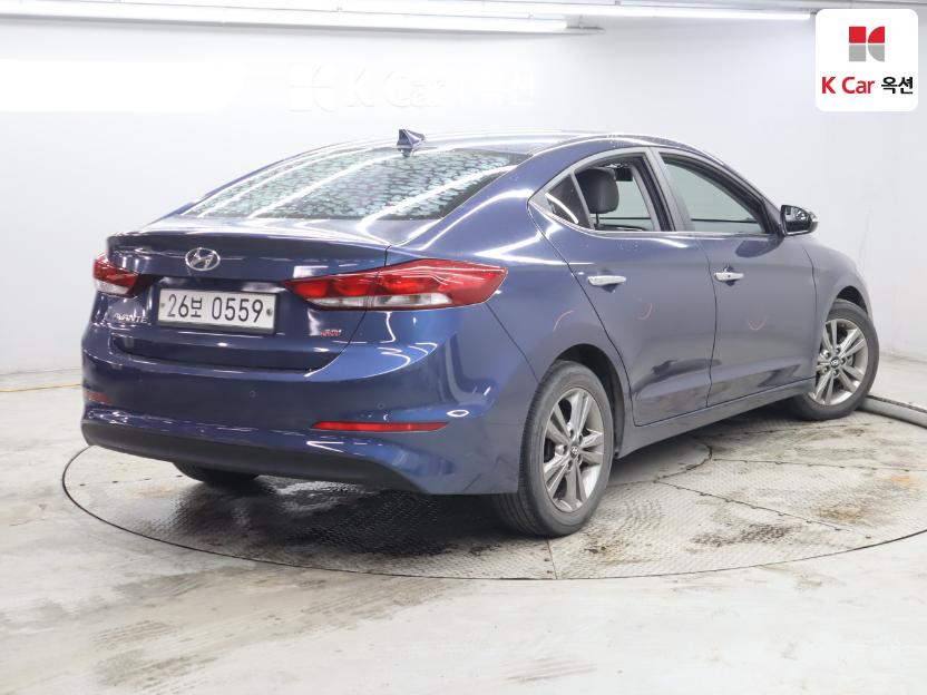 2017 - hyundai avante