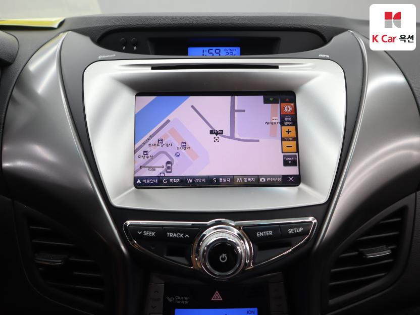 2012 - hyundai avante