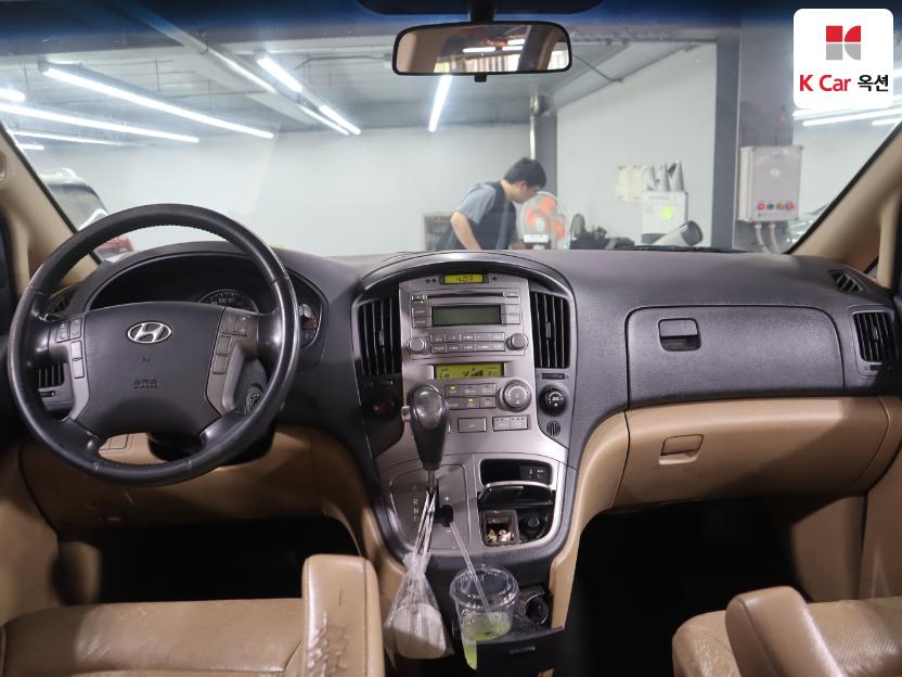 2009 - hyundai grand starex