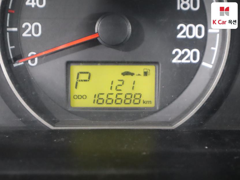 2009 - hyundai grand starex
