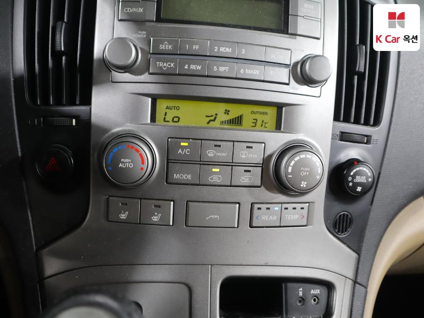 2009 - hyundai grand starex