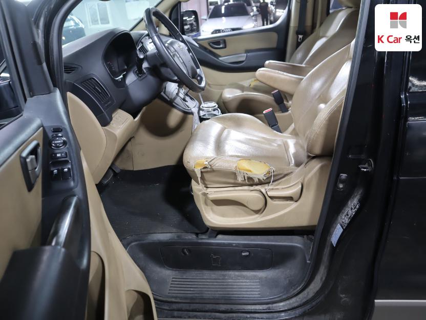 2009 - hyundai grand starex