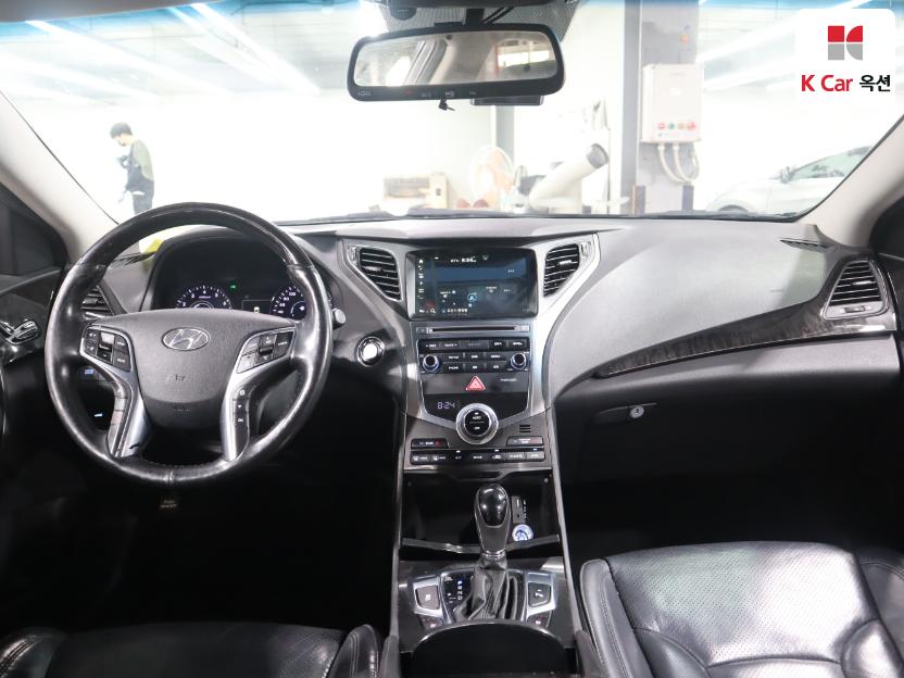 2016 - hyundai grandeur