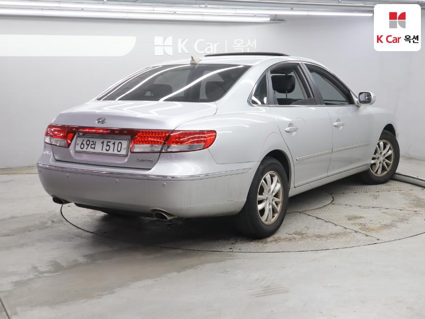 2009 - hyundai grandeur