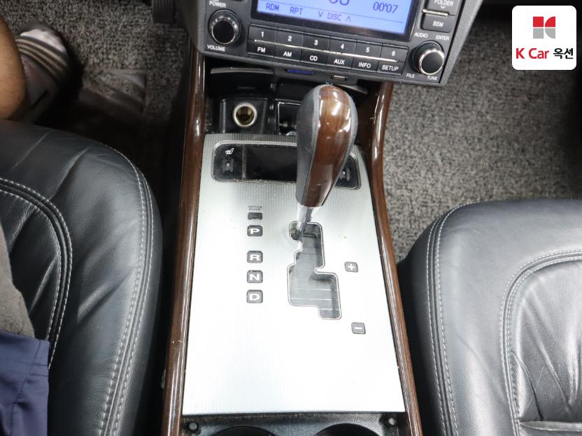 2009 - hyundai grandeur