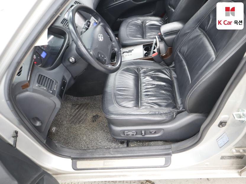 2009 - hyundai grandeur