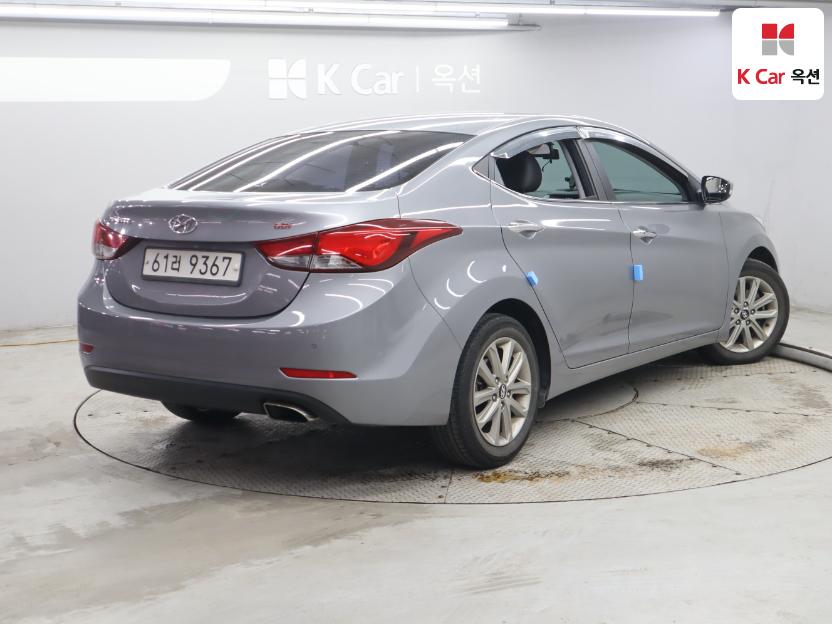 2014 - hyundai avante