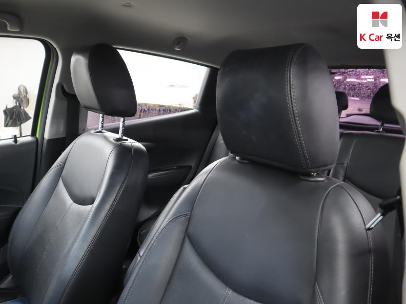 2016 - chevrolet spark