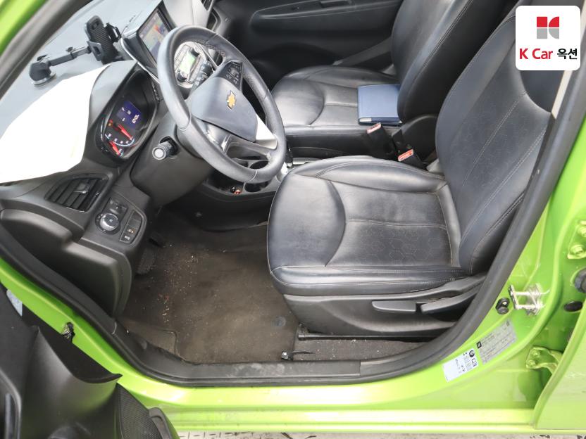 2016 - chevrolet spark