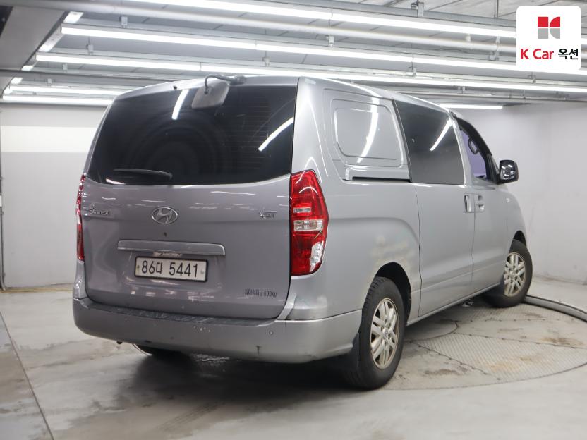 2018 - hyundai grand starex