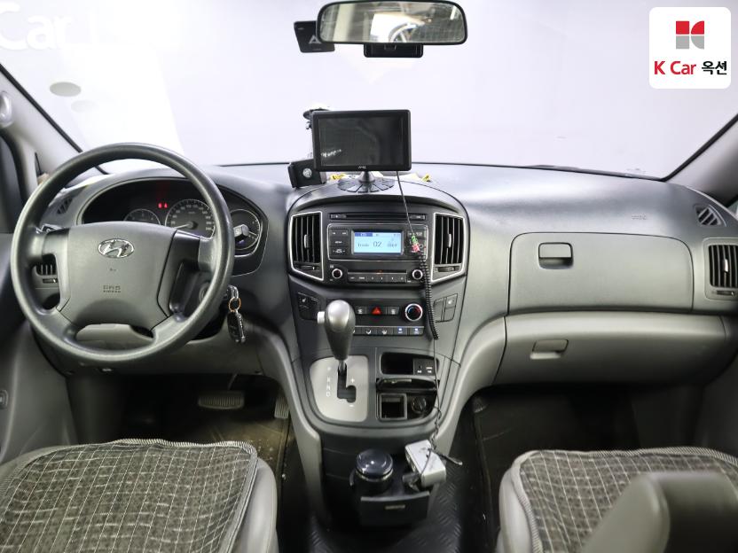 2018 - hyundai grand starex