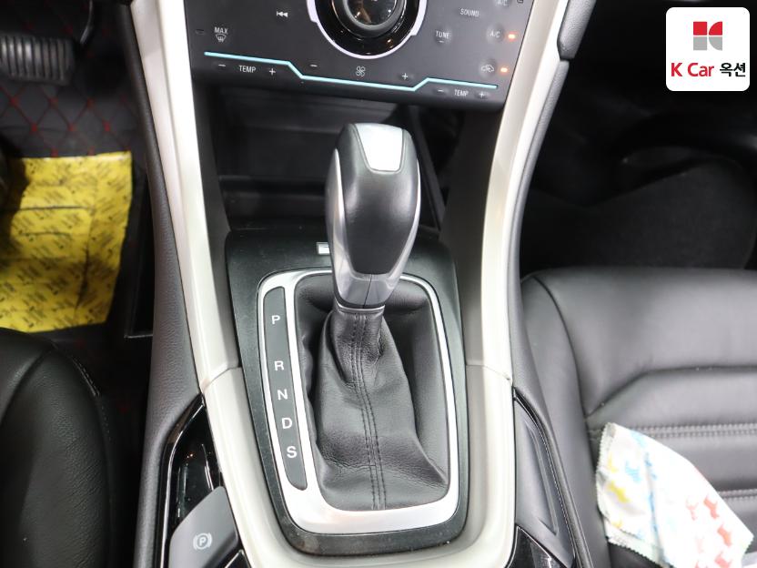 2013 - ford fusion