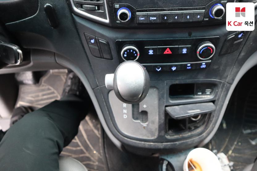 2017 - hyundai grand starex