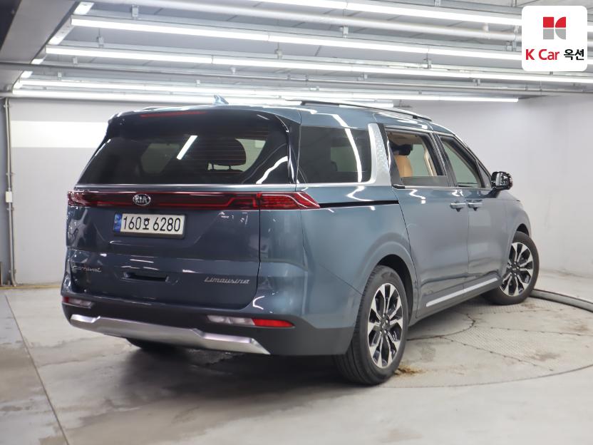 2021 - kia carnival