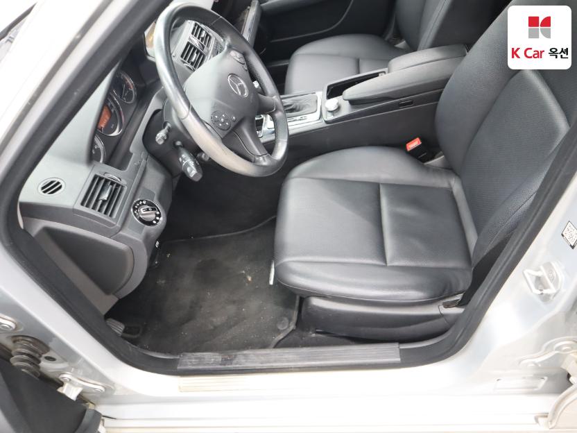 2009 - mercedes-benz c200k