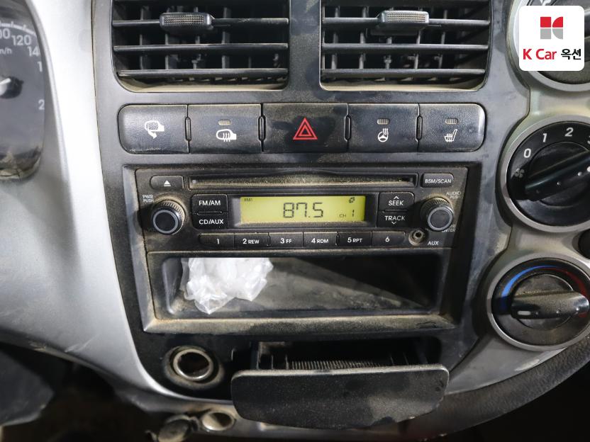 2014 - kia bongo iii