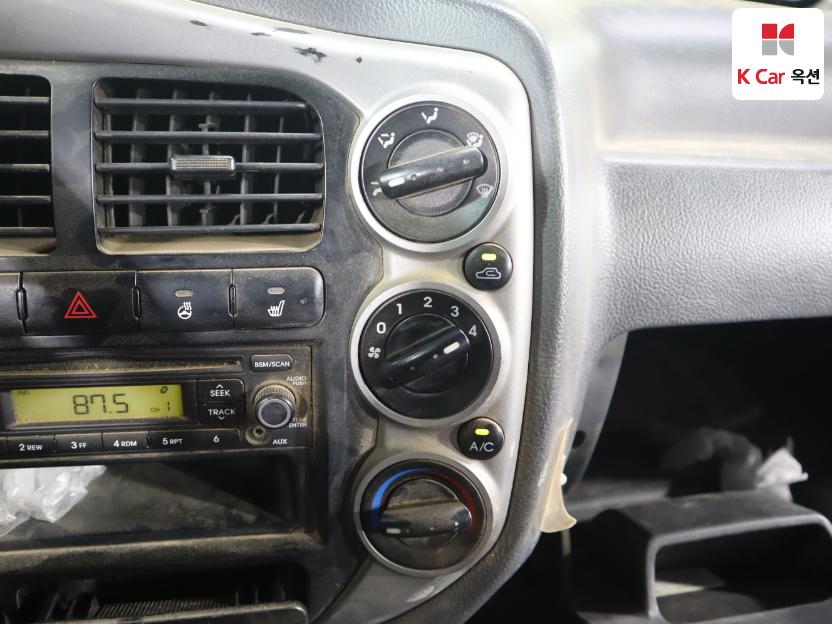 2014 - kia bongo iii