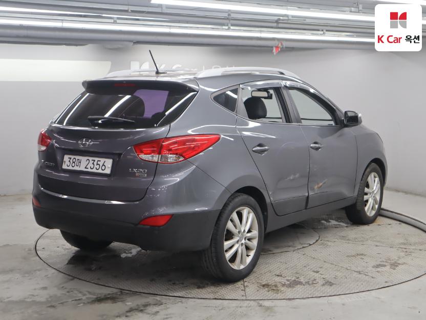 2013 - hyundai tucson