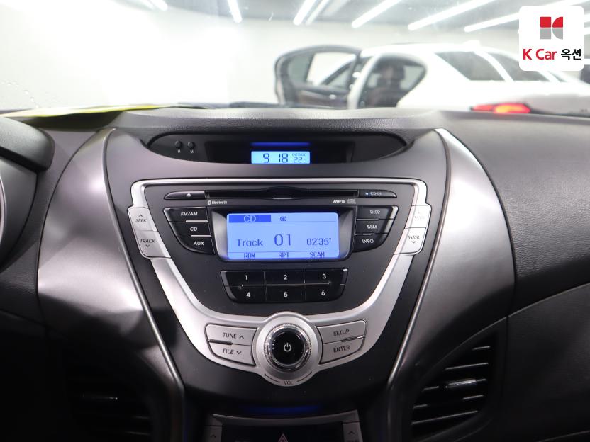 2011 - hyundai avante