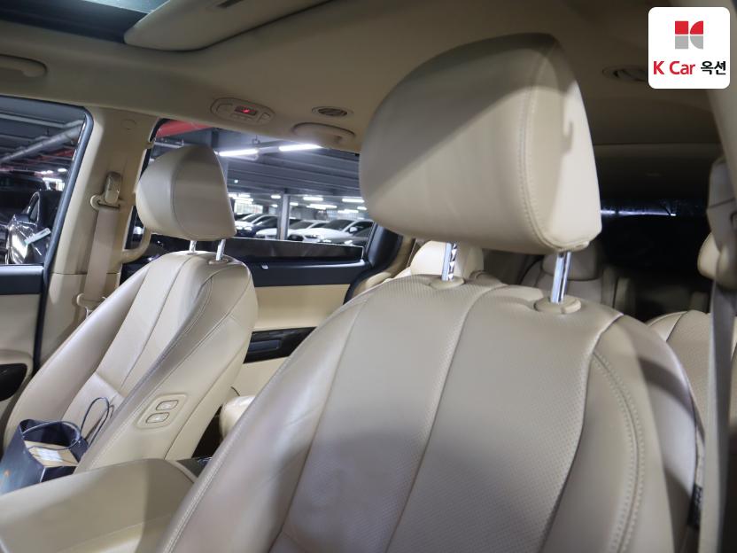 2017 - kia carnival