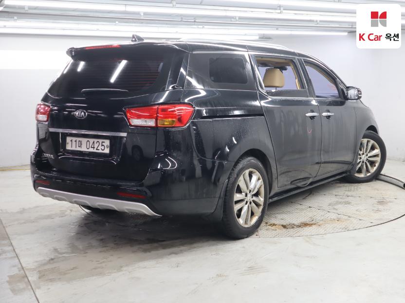 2017 - kia carnival