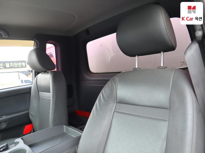 2017 - kia bongo iii