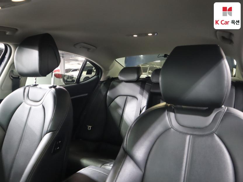 2019 - genesis g70