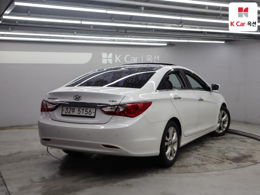 2011 - hyundai sonata