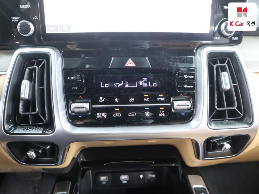 2023 - kia sorento