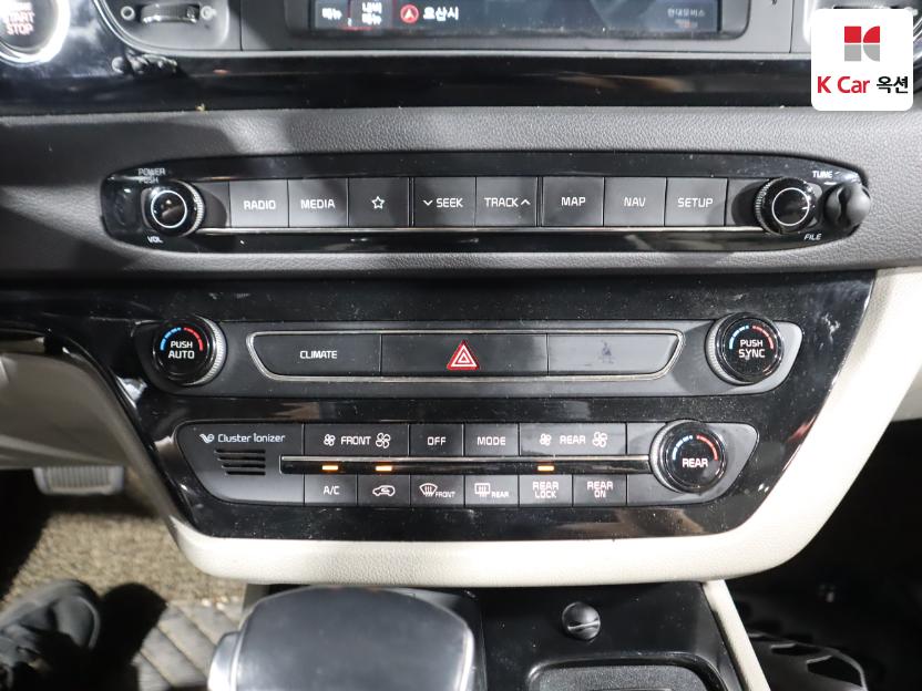 2018 - kia carnival