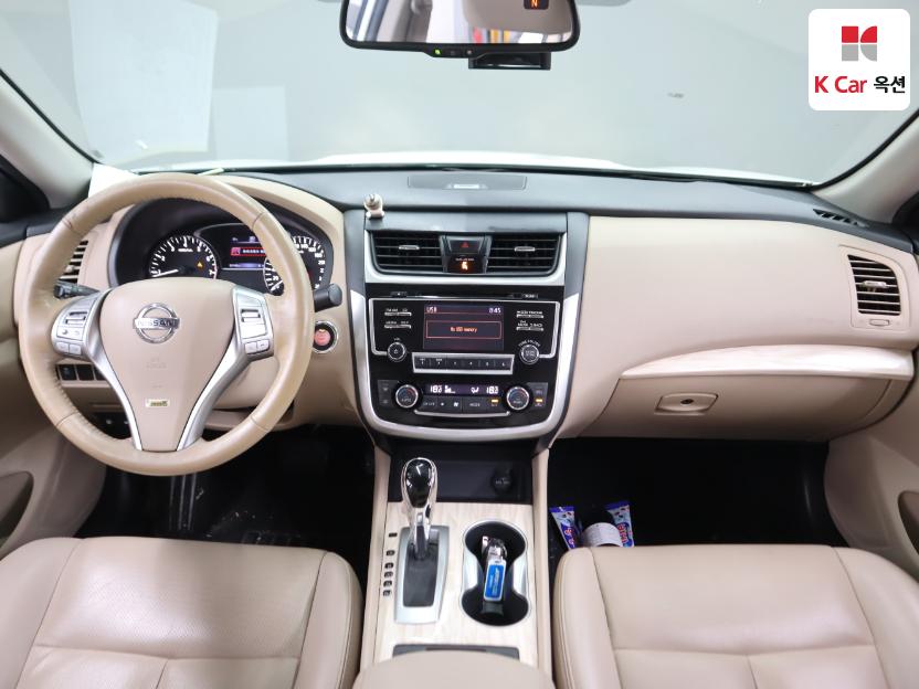 2018 - nissan altima