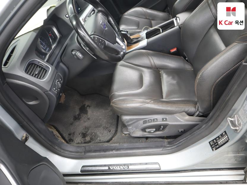 2016 - volvo v60