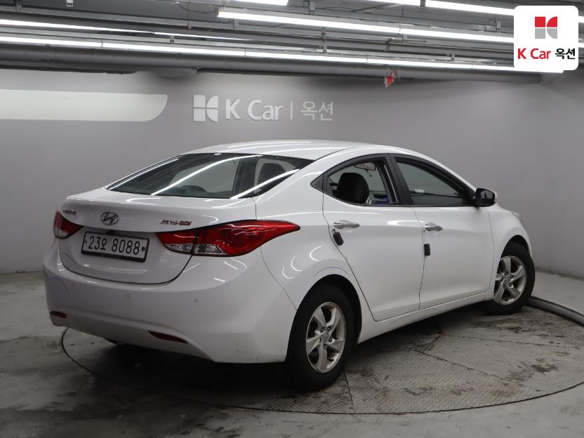 2012 - hyundai avante