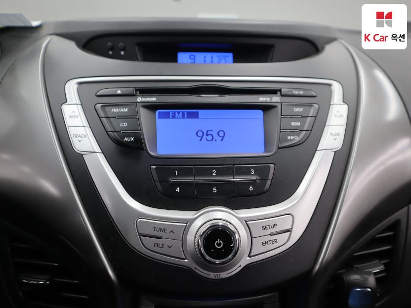 2012 - hyundai avante