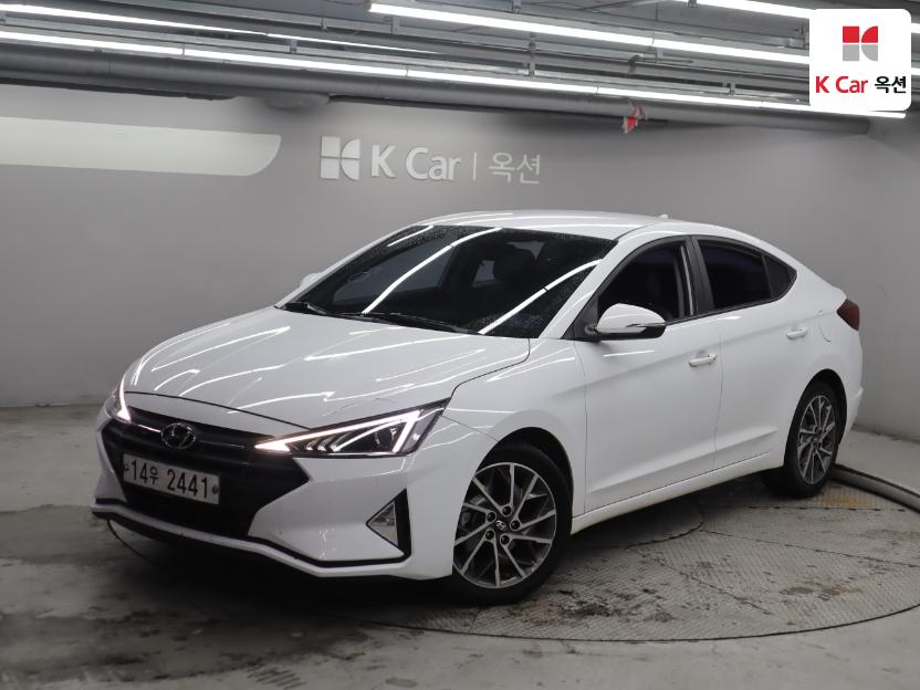 2019 - hyundai avante