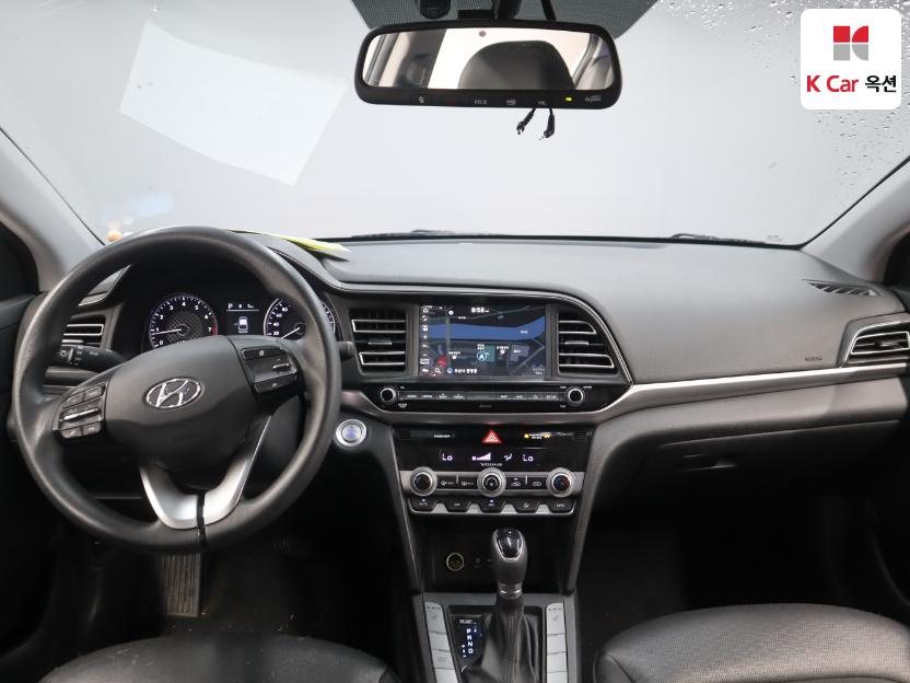 2019 - hyundai avante