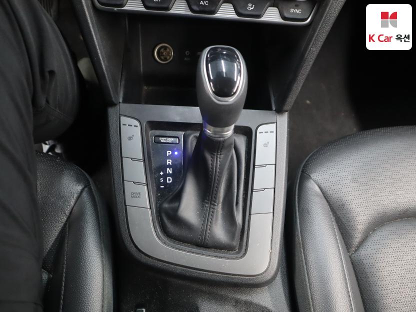 2019 - hyundai avante