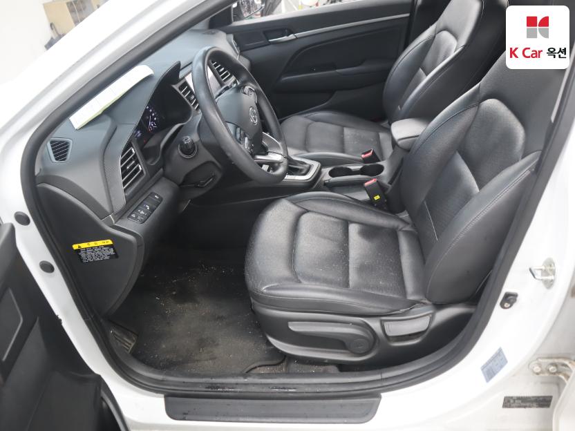 2019 - hyundai avante