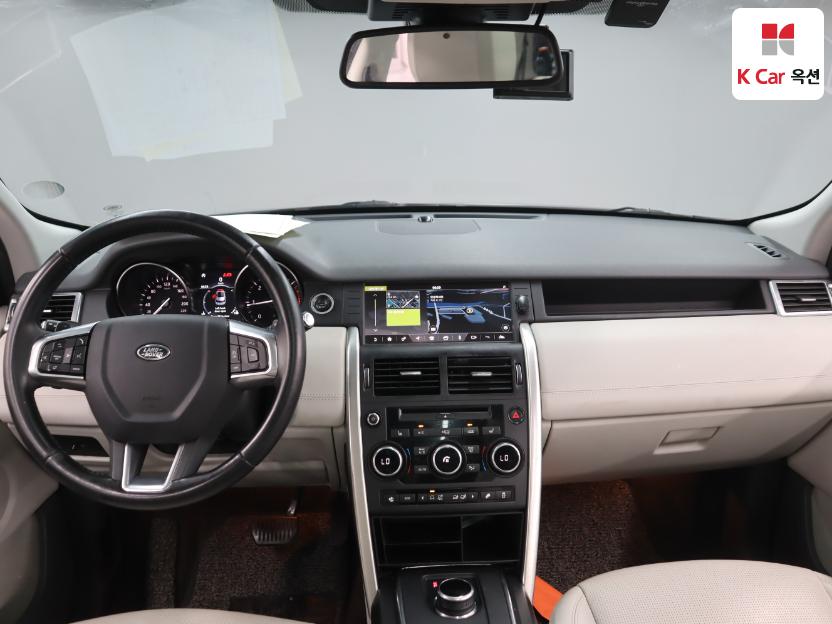 2018 - land rover discovery