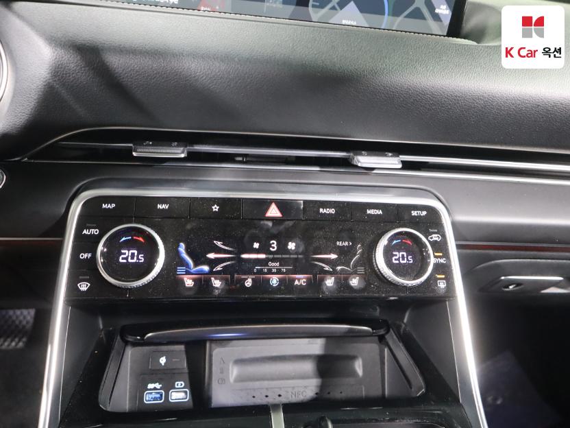2022 - genesis gv80