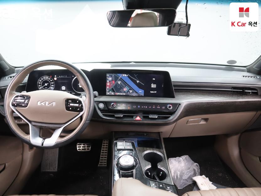 2023 - kia k8