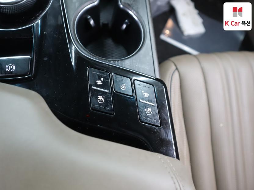 2023 - kia k8