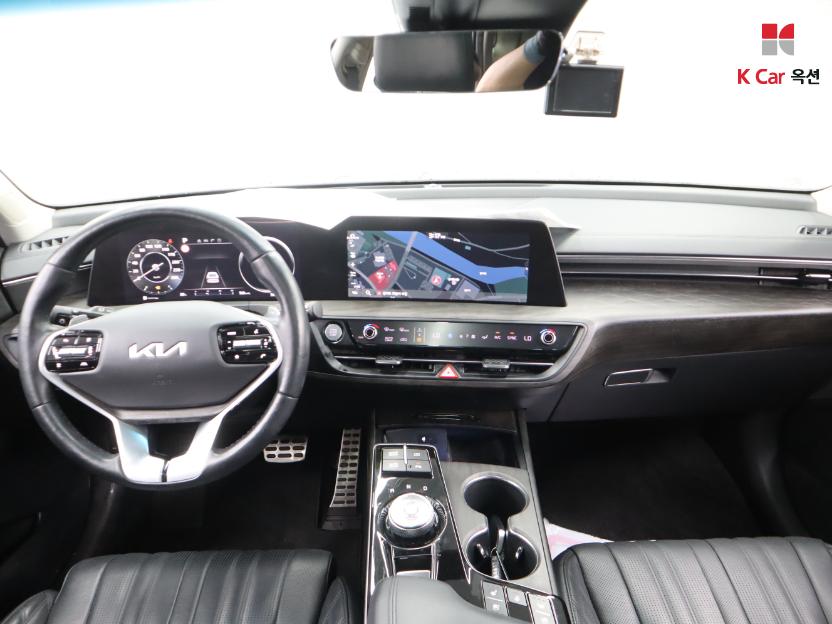 2022 - kia k8
