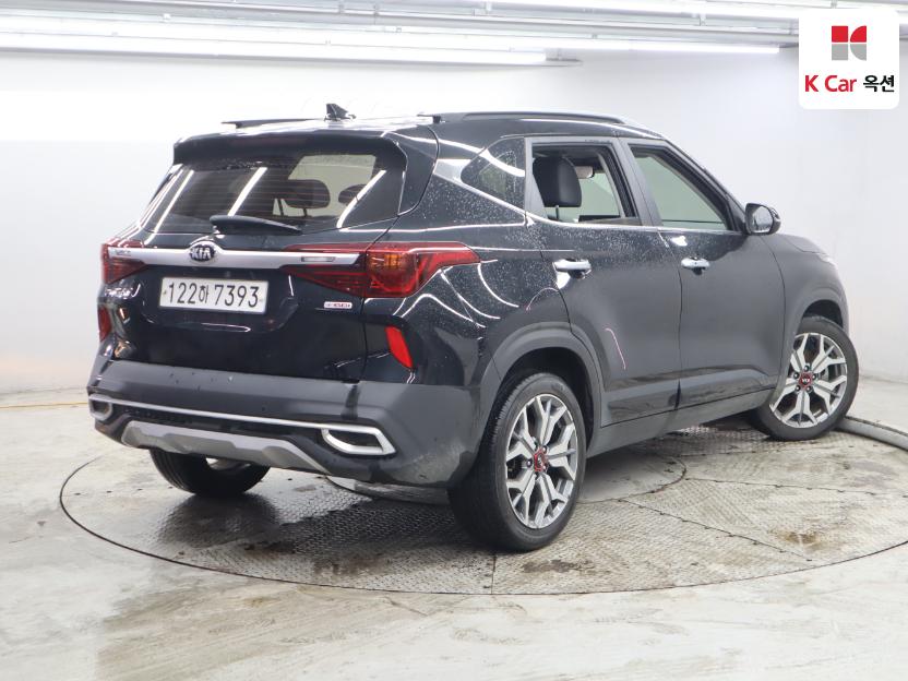 2020 - kia seltos