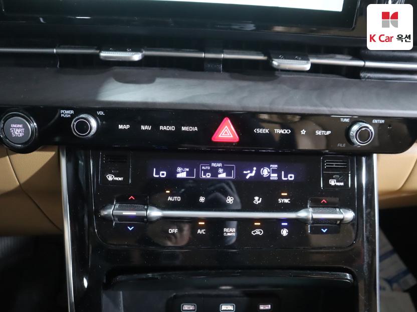 2022 - kia carnival