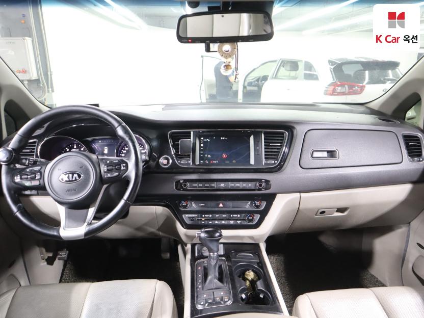 2016 - kia carnival