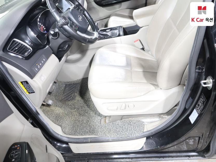 2016 - kia carnival