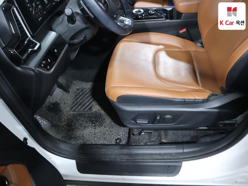 2022 - kia sportage
