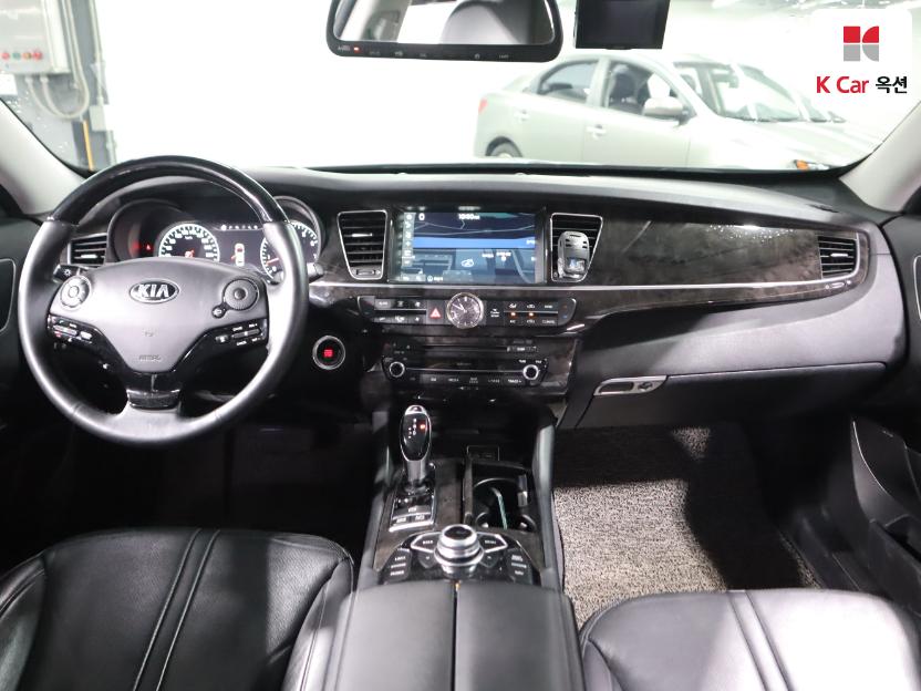2018 - kia k9